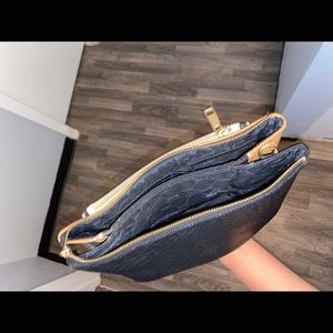 Also purse